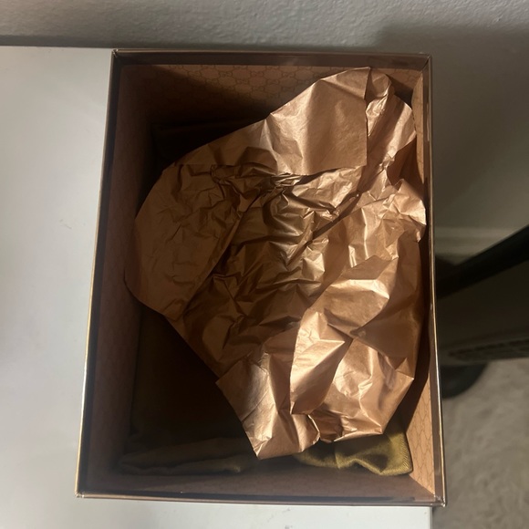 GUCCI
Monogram Micro Joy Boston Metallic - Picture 10 of 12